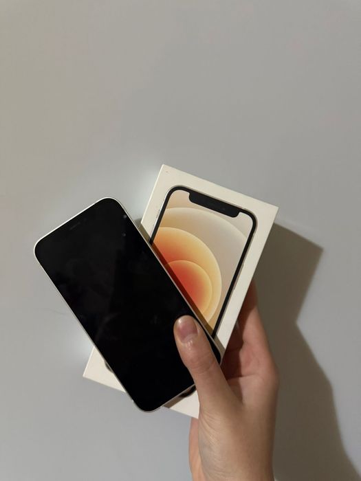 iPhone 12 mini, в хорошем состоянии