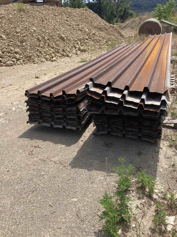 Продавам ламарина за покриви или навеси