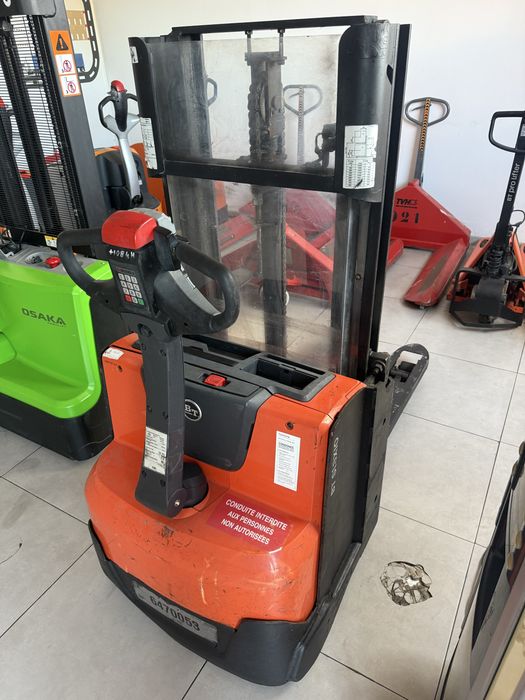 Transpaleta BT 2016 1900 ore functionare