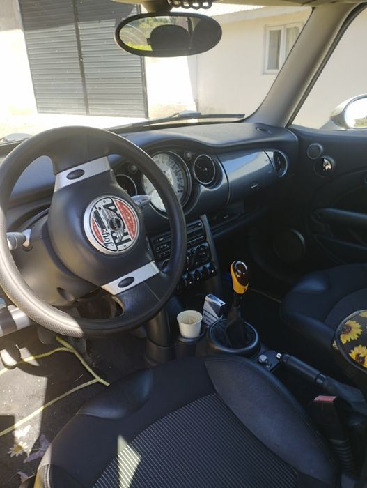 De vânzare mini one