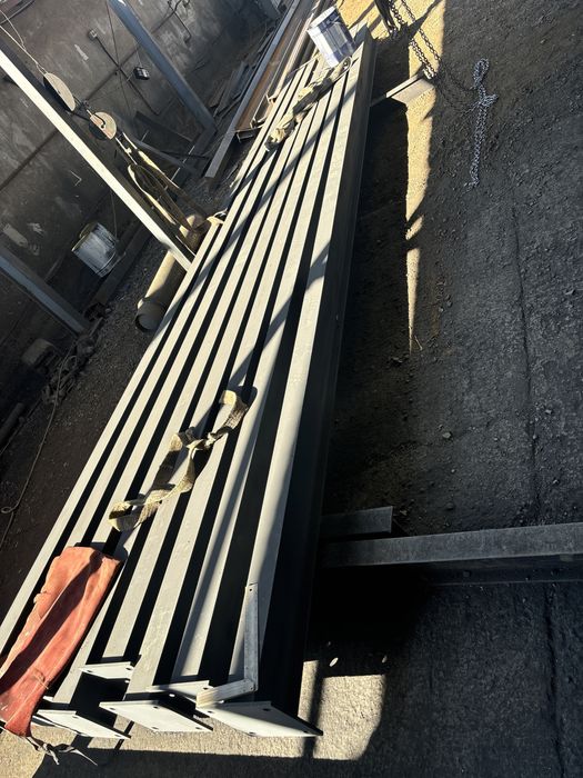 Structura metalica 10m x 35m stoc 8buc grinzi si 16buc stalpii