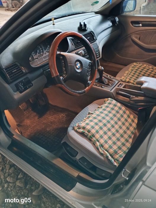 Vind BMW an fabricație 2002