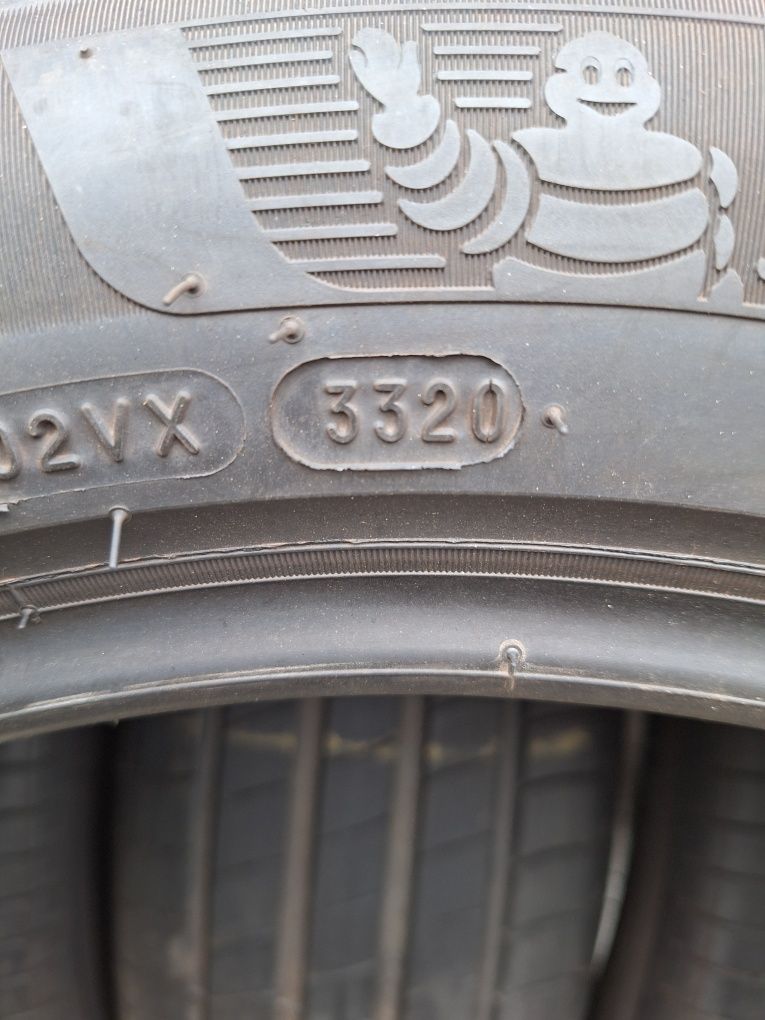 Cauciucuri vară 205 55 17 Michelin dot 3320