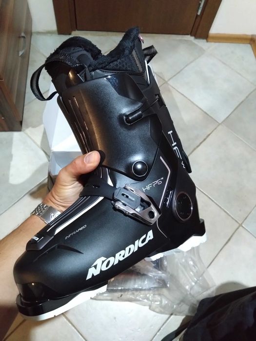 Ски обувки Nordica  HF 75 W