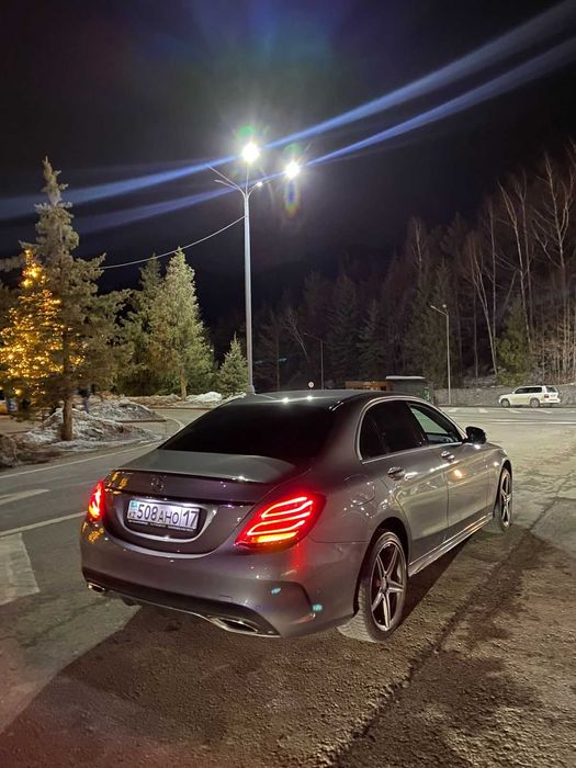 Мерседес W205 R18 разноширокие диски