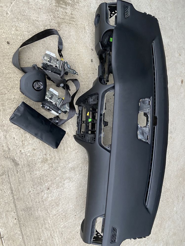 Kit Plansa bord / airbag centuri sofer skoda octavia 3 2012 -2019