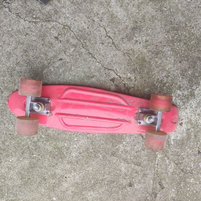 Vând skateboard rco