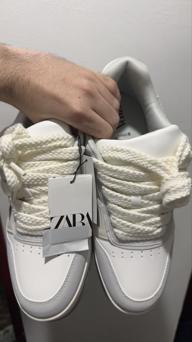 Vand adidasi Zara NOI