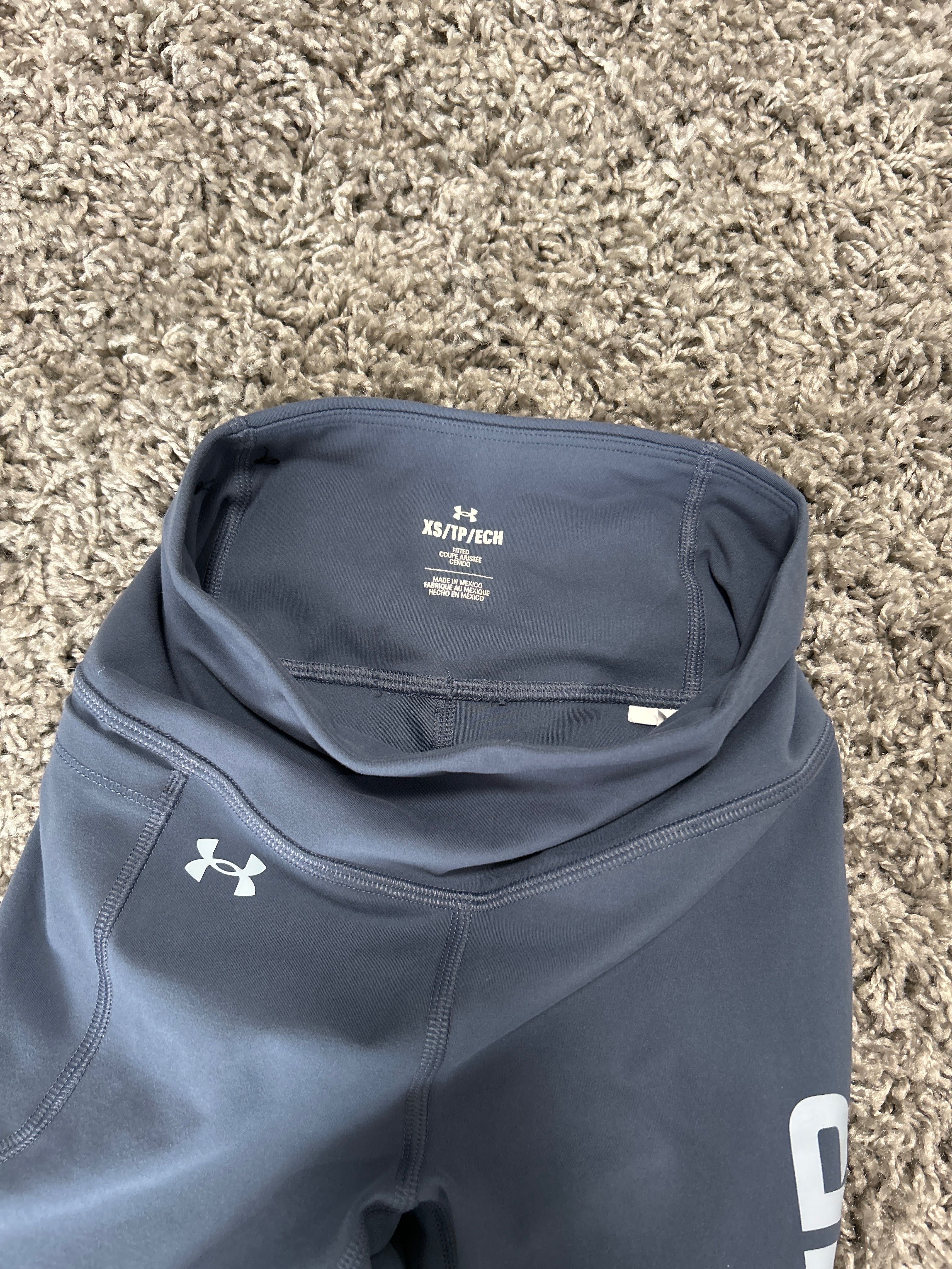 Дамски клин under armour. Размер xs