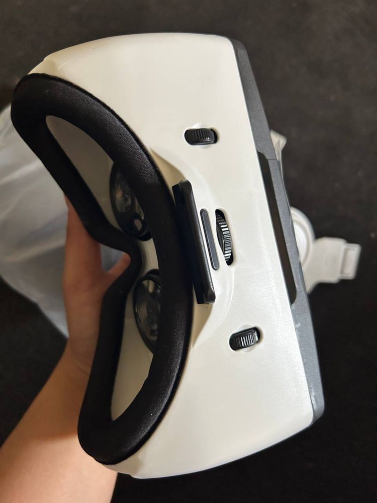 VR shinecon, Viar koʻzoynak.