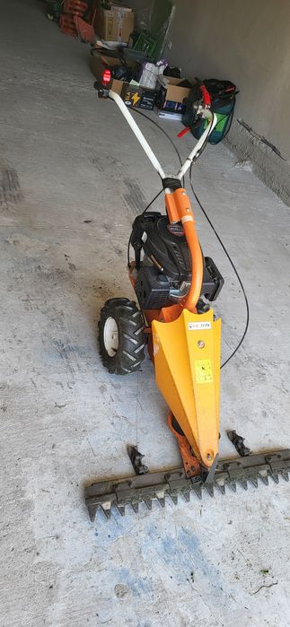 Motocositoare/Cositoare cu lamă Ruris 777k