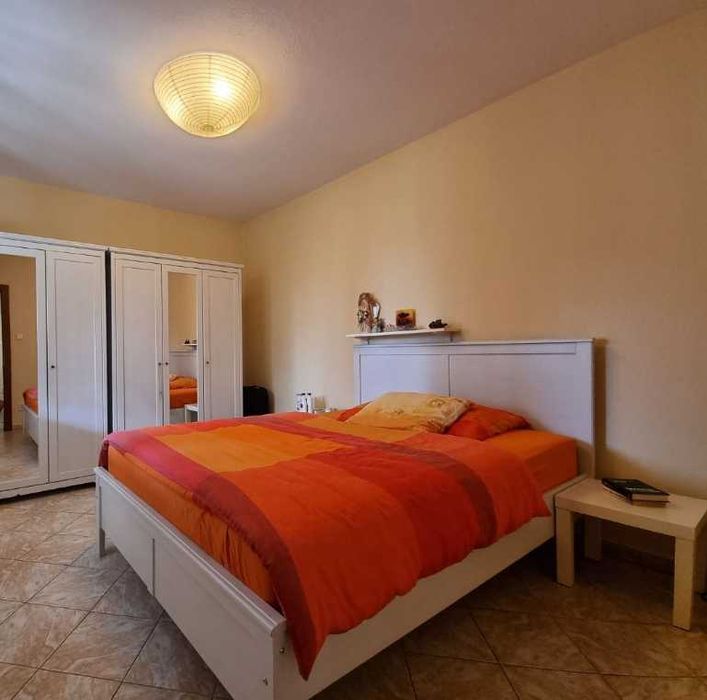 Дава се под наем Тристаен апартамент в Пловдив, Коматево - 90 кв.м за 397.8 € - Снимка #2