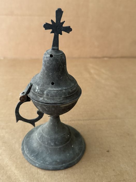 Старо бронзово кандило