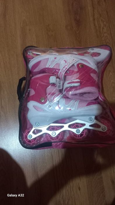 Ролик ва шкаф стол сотилади