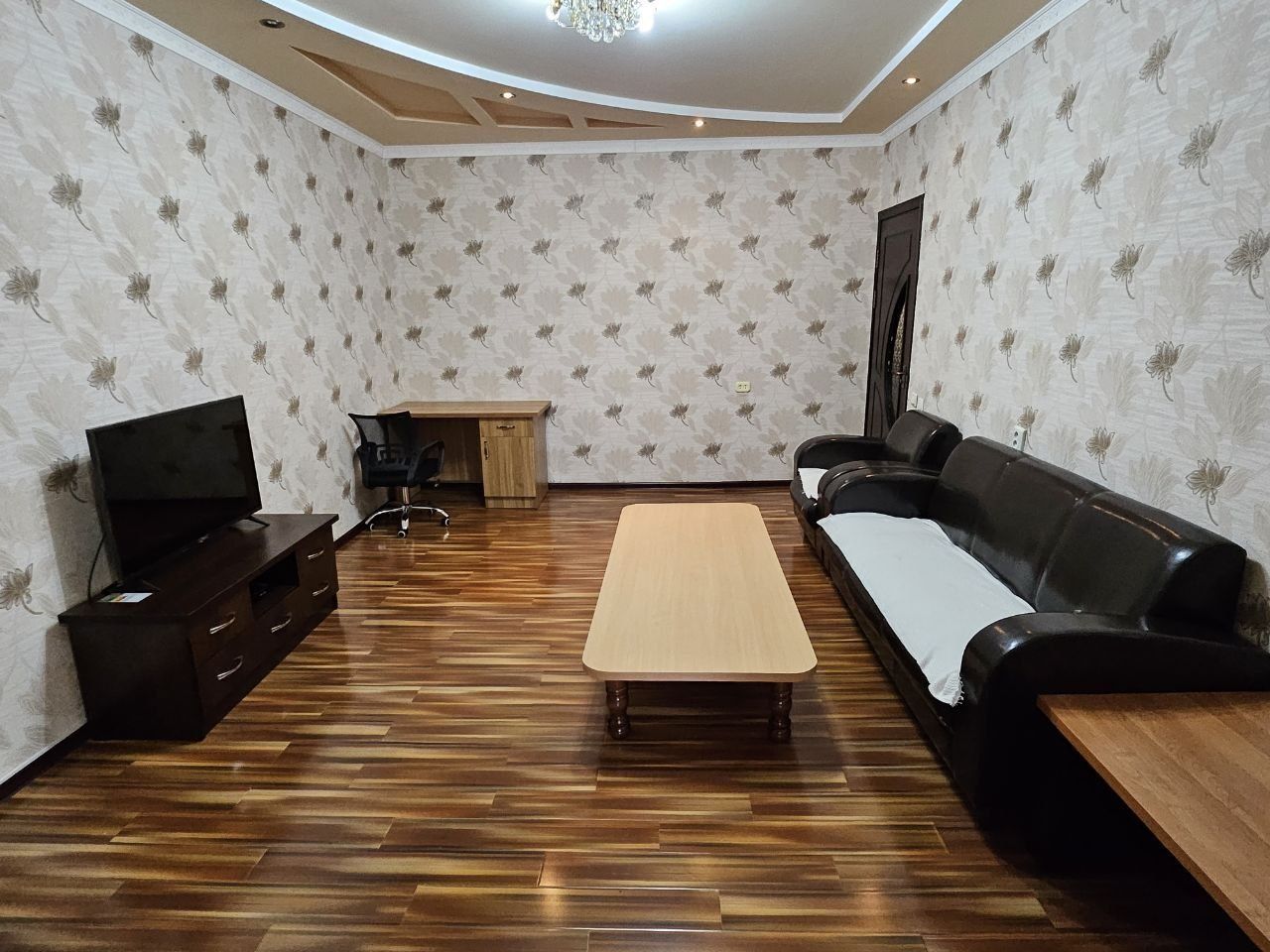 Продаётся 4х комнатная квартира в самом центре Ташкента госпитальный