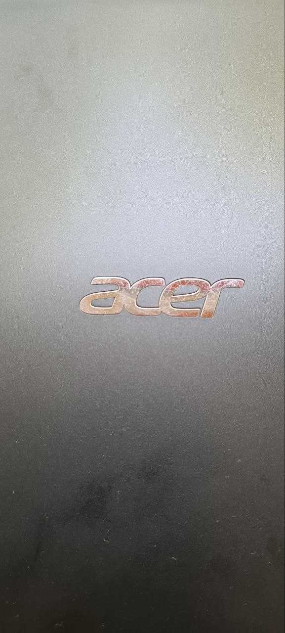 Продаю  ноутбук  Acer  Aspire V5-551G