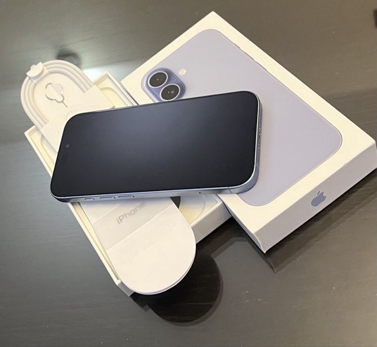 iPhone 17  NOU  256 GB  Accept Schimburi