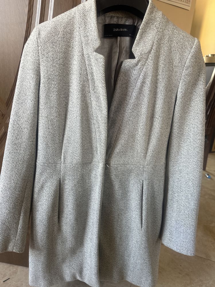 ZARA Пролетно дамско палто