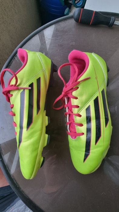 Vand ghete fotbal Adidas F5 marimea 38 2/3