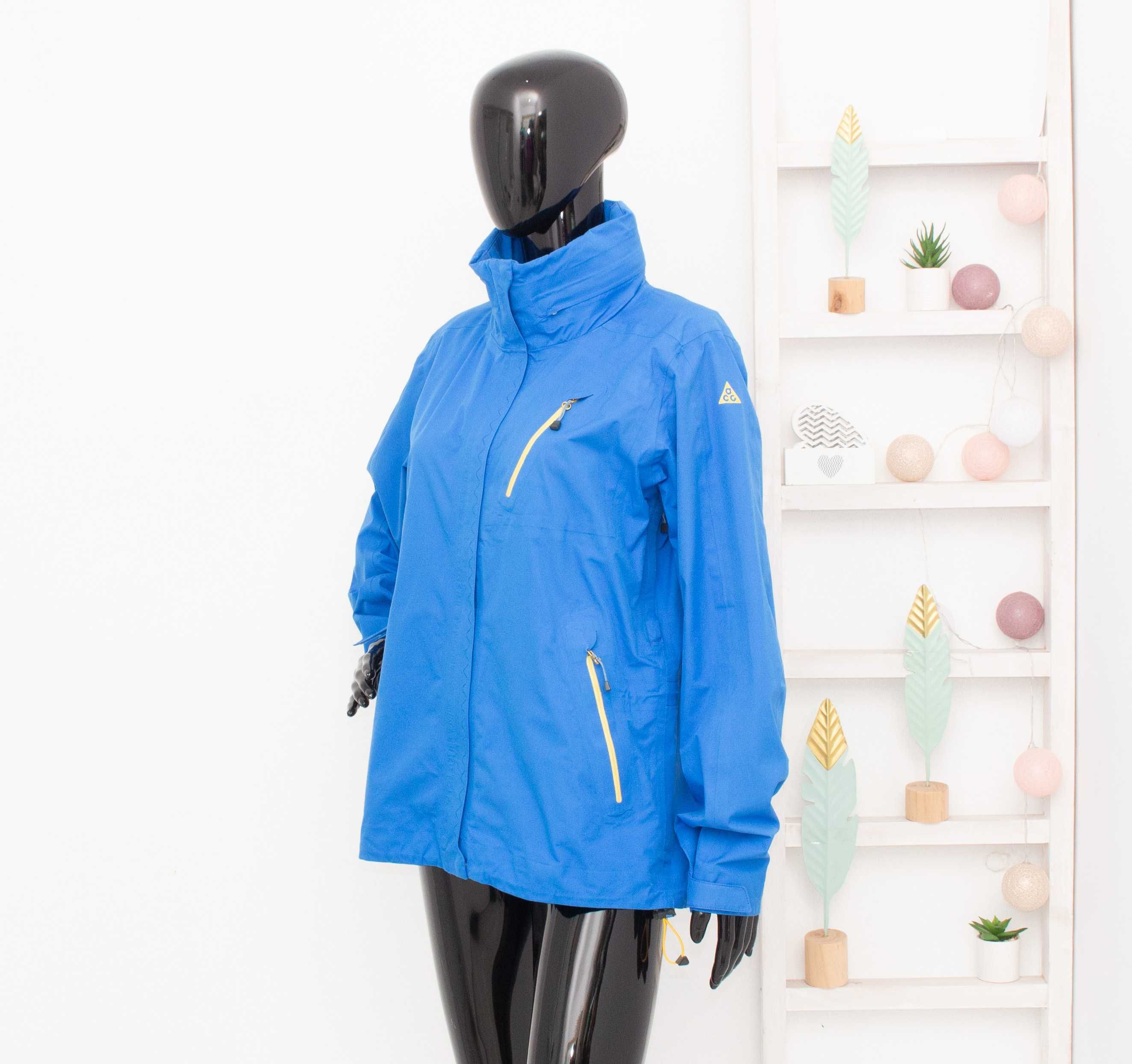 Nike ACG оригинално дамско яке с мембрана Gore-Tex водоустойчиво М