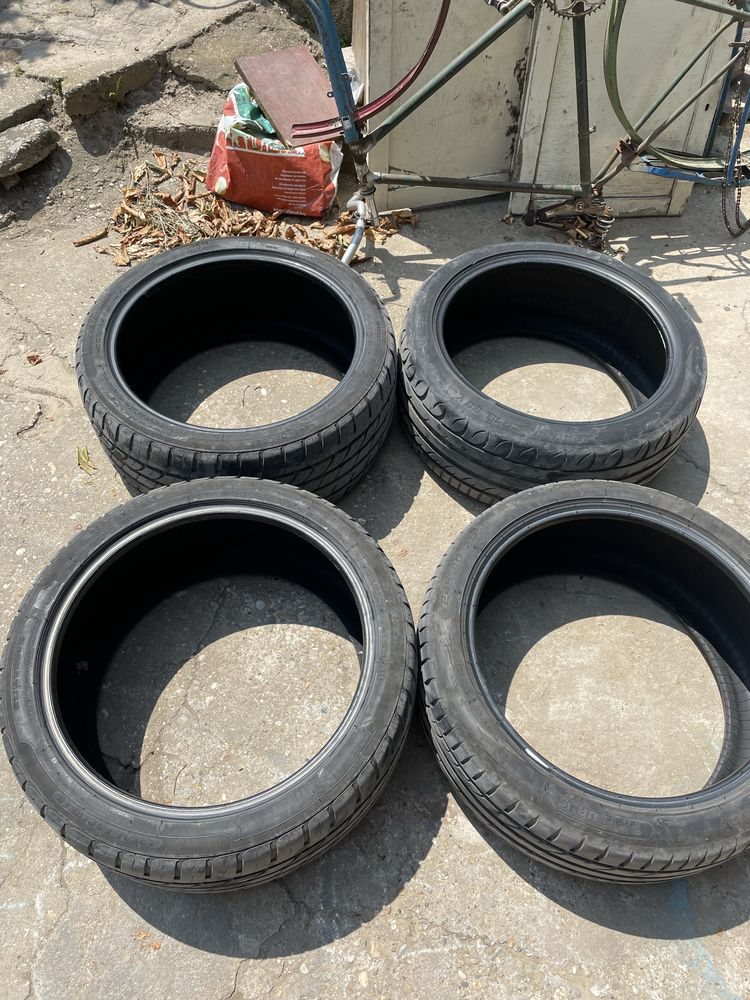 Летни гуми 245/40/19 и 275/35/19