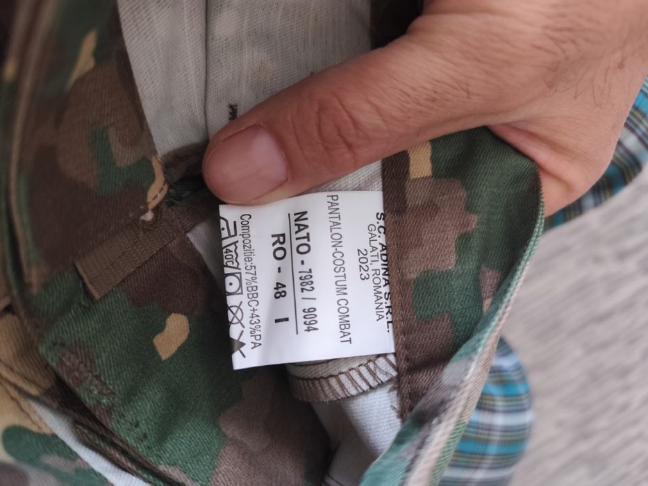 Tinută militară 48/1