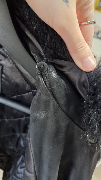 Geaca Guess marimea XS