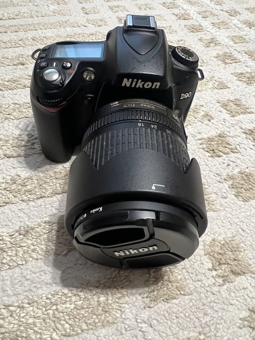 Nikon D90 DSLR + obiectiv nikon 18-105 vr, stare impecabila 23k cadre