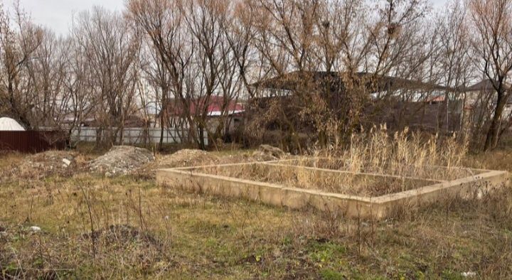 Продам дешевый участок вдоль трассы 12сот 19км госакт есть фундамент