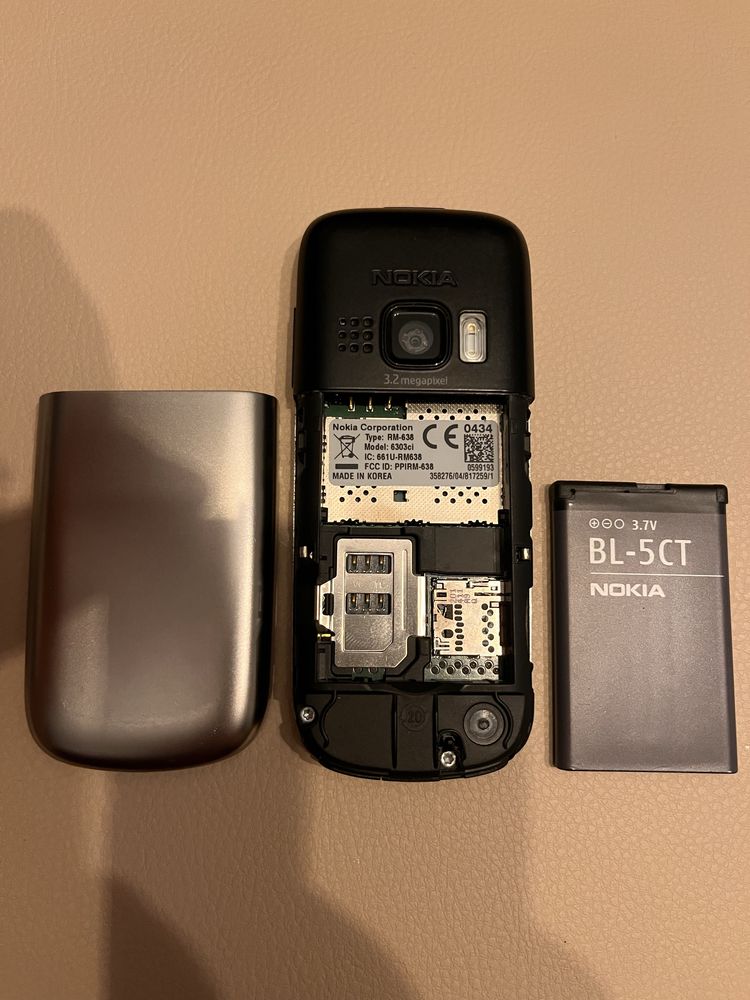 Nokia 6303i Classic Silver + card 2GB ! Original full tot pe el!
