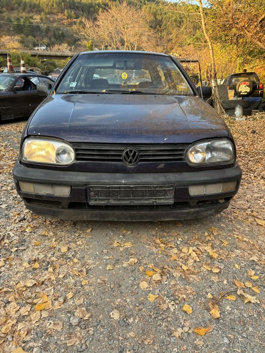 Фолксваген голф 3 GT 3ри врати. Цял за части.