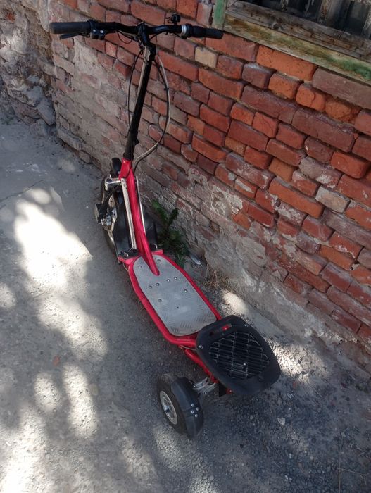 Scooter 3 roti electric