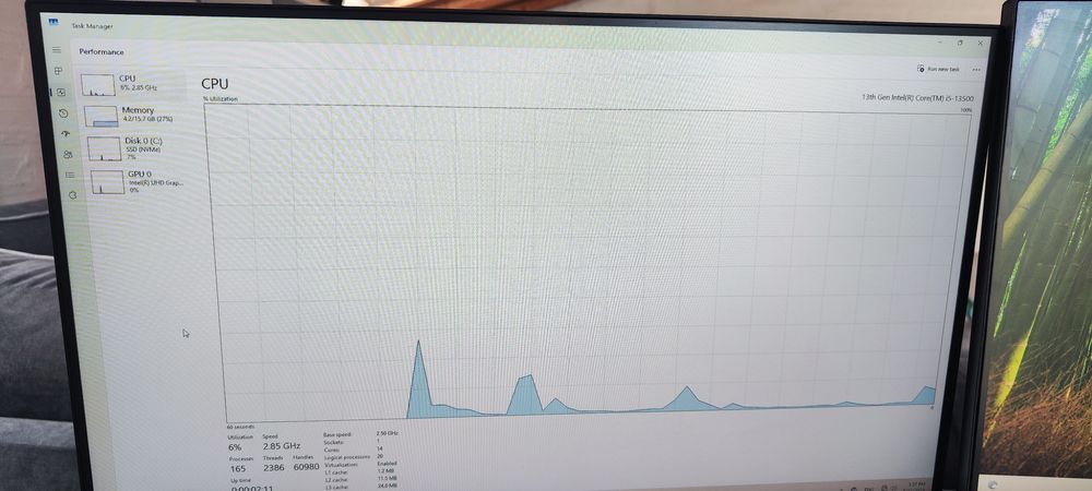 Компютър HP Pro SFF 400 G9 с два монитора