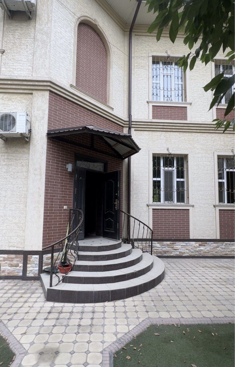 Продаётся дом 3,1 сот 6 ком Яккасарайский район  Ракат Боши