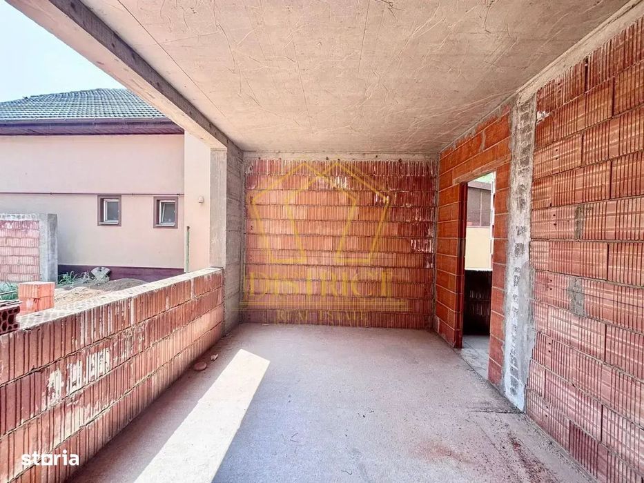 Casa cuplata cu 5 camere, proiect premium | Ronat