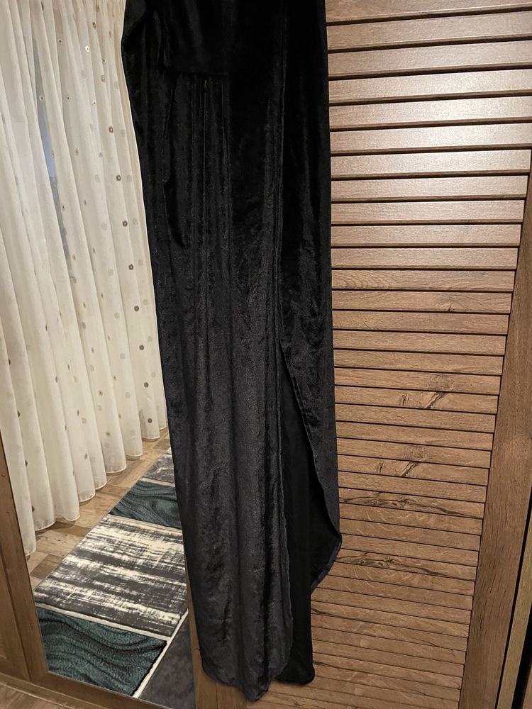 Rochie eleganta de dama/femei lunga crapata pe picior neagra asimetric