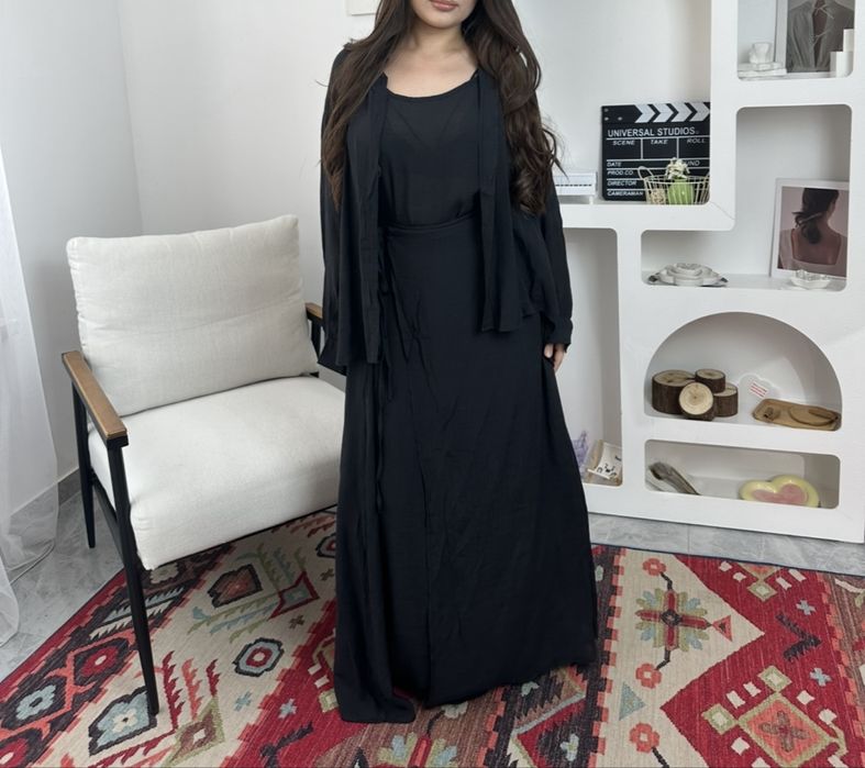 продается одежда новая