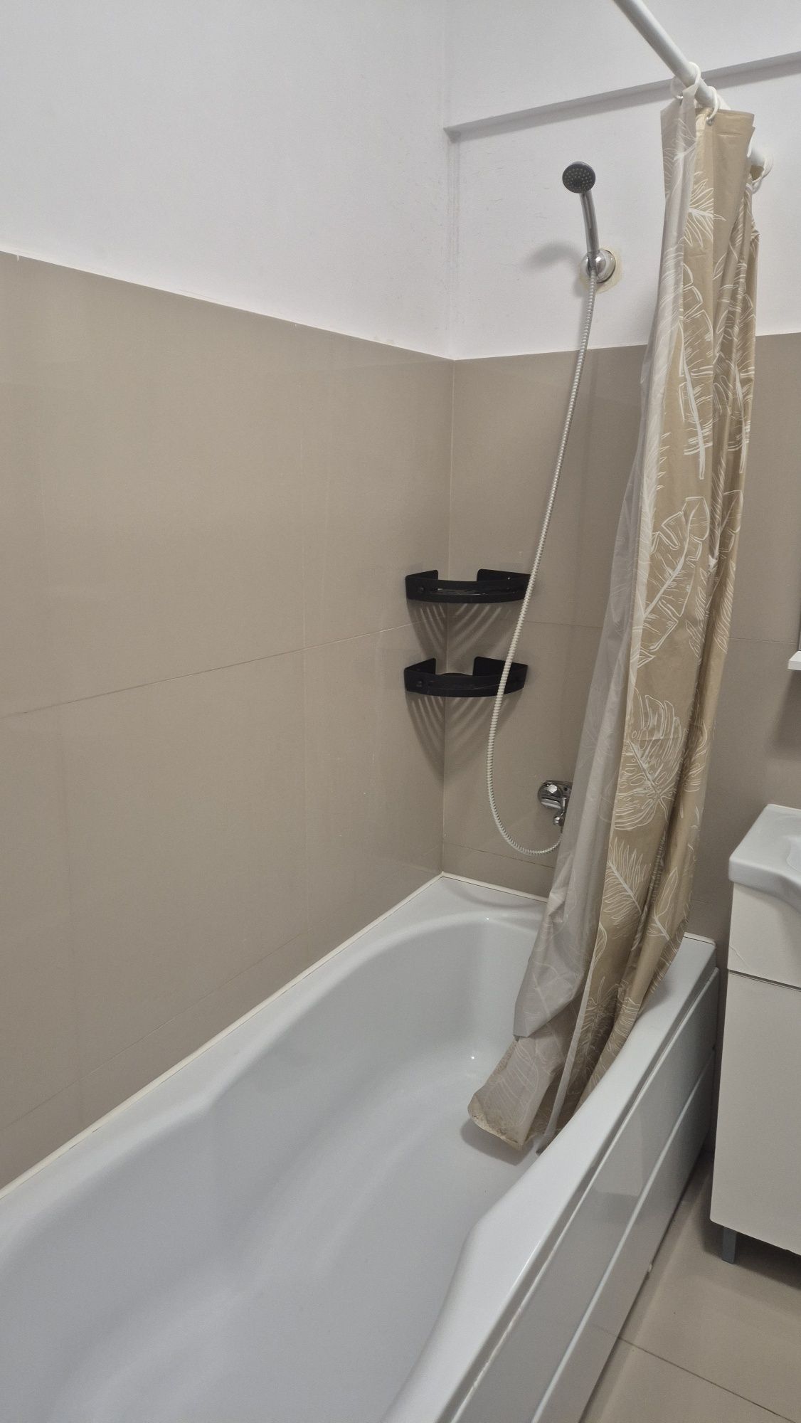 Închiriez Apartament 1 camera