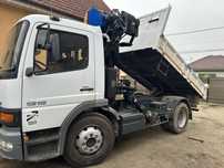 Vand Mercedes Atego basculabil de 12 tone cu macara forestiera