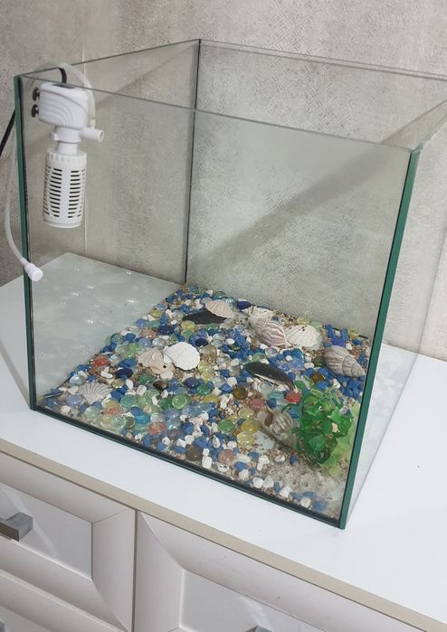 Продам аквариум на 50 литров.