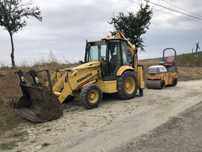 Inchiriez Buldoexcavator, nacela, bascula, compactor , schela, etc.