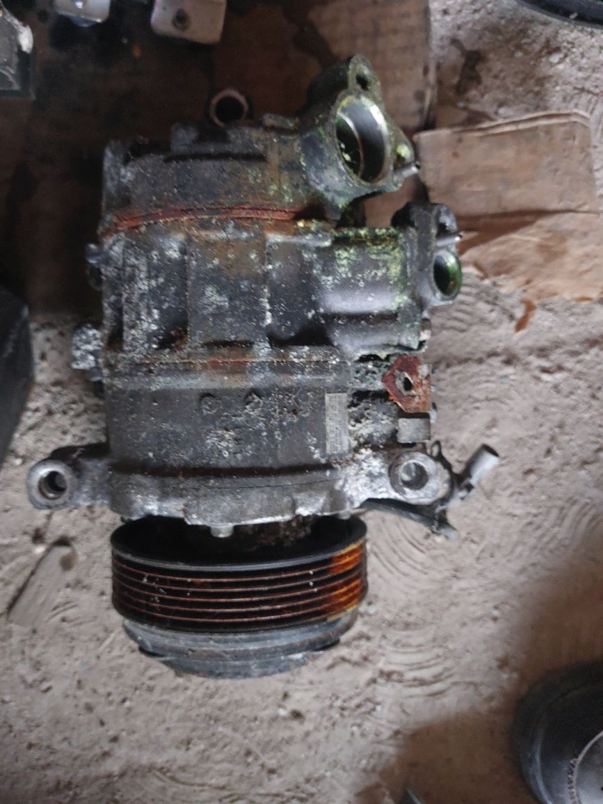 компресор климатик bmw бмв E87 120d n47 177кс 120д  н47