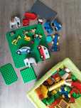 LEGO DUPLO 250 piese, figurine, animale, mașinuțe, placi..