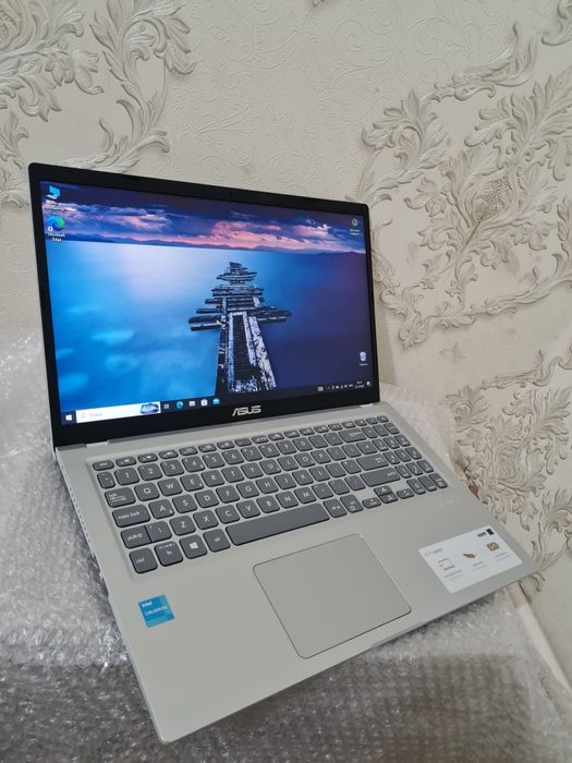 Ноутбук Asus ideal