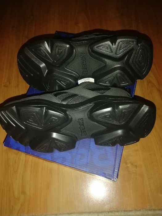 Reebok маратонки