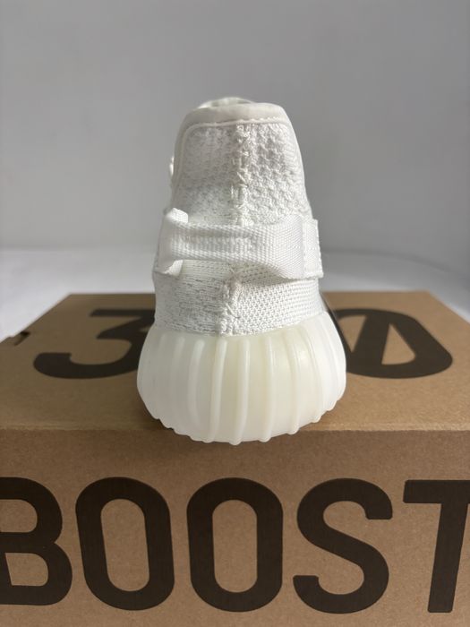 Adidas Yeezy Boost 350 V2 Triple White