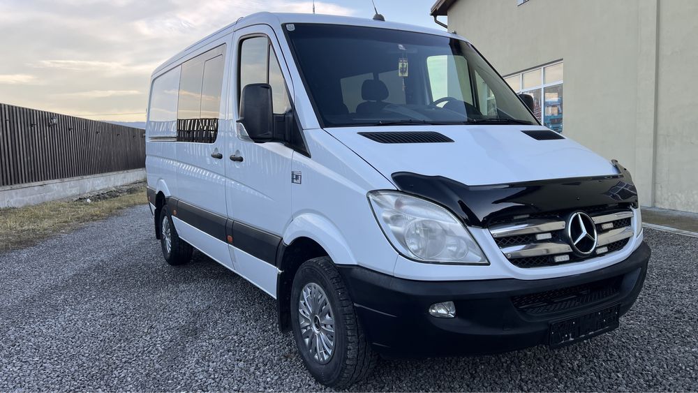 Mercedes Sprinter 319 .7 locuri +marfa.Klima +SPATE PASAGERI Webastoo