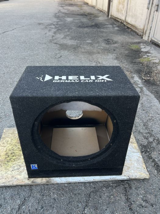 Короб Сабвуфера 10 дймов Helix. Оригинальный, привозной с Германии.