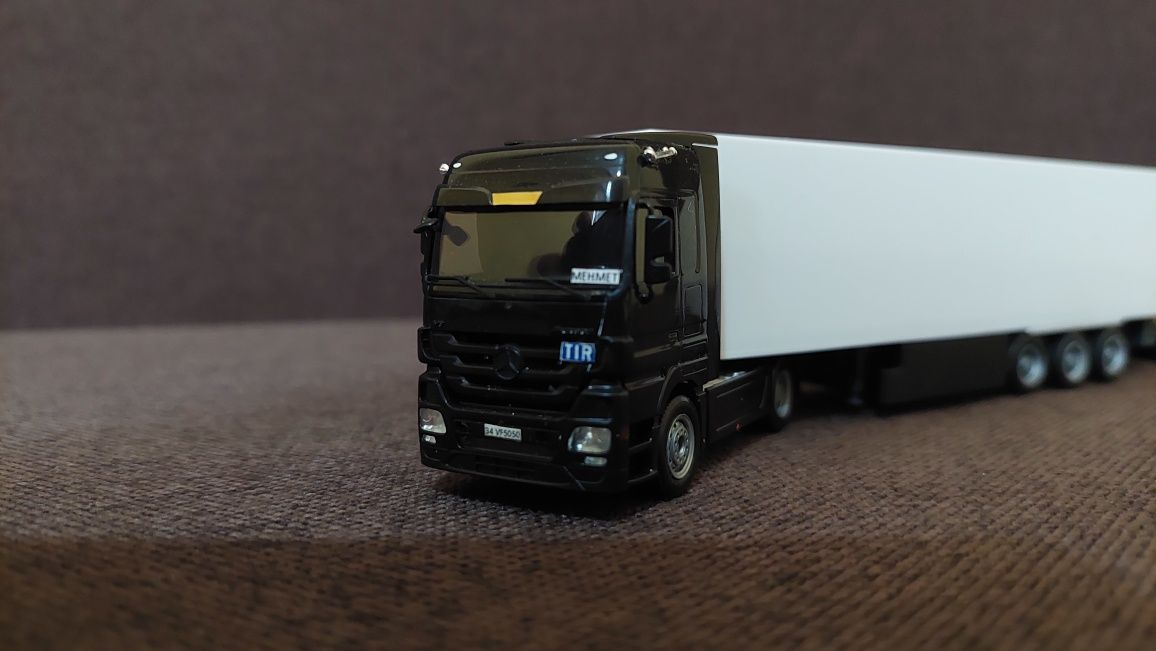 Камиончета Herpa 1:87 Mercedes Actros