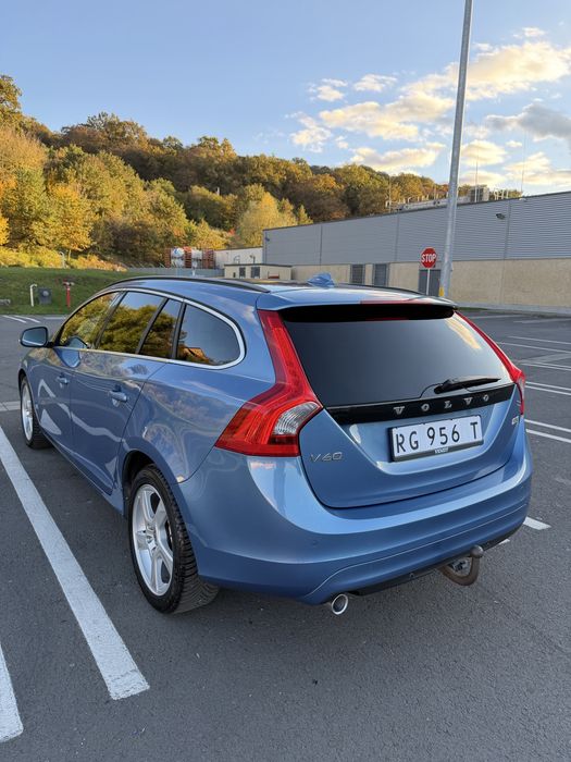 Volvo V60 2.0 5 Cilindrii  Piele Cutie Automata Incalzire scaune